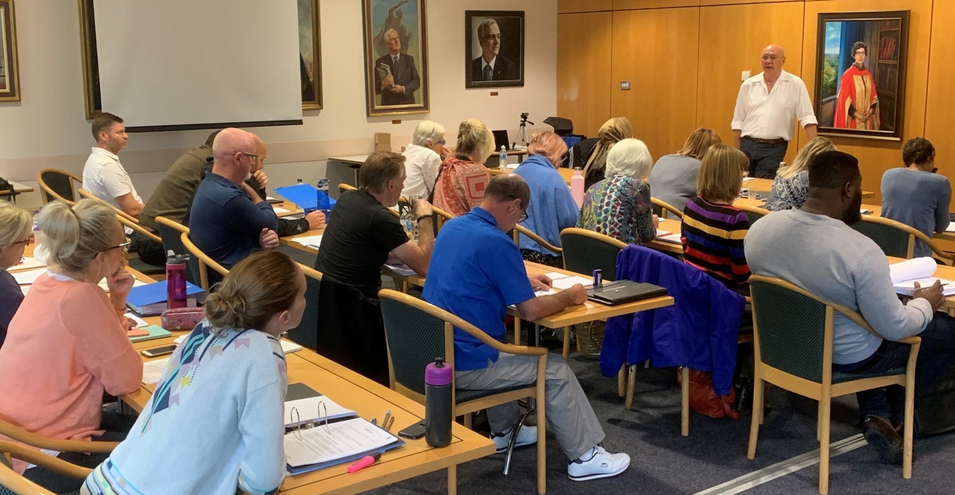 Hypnotherapy training at the university in Guildford